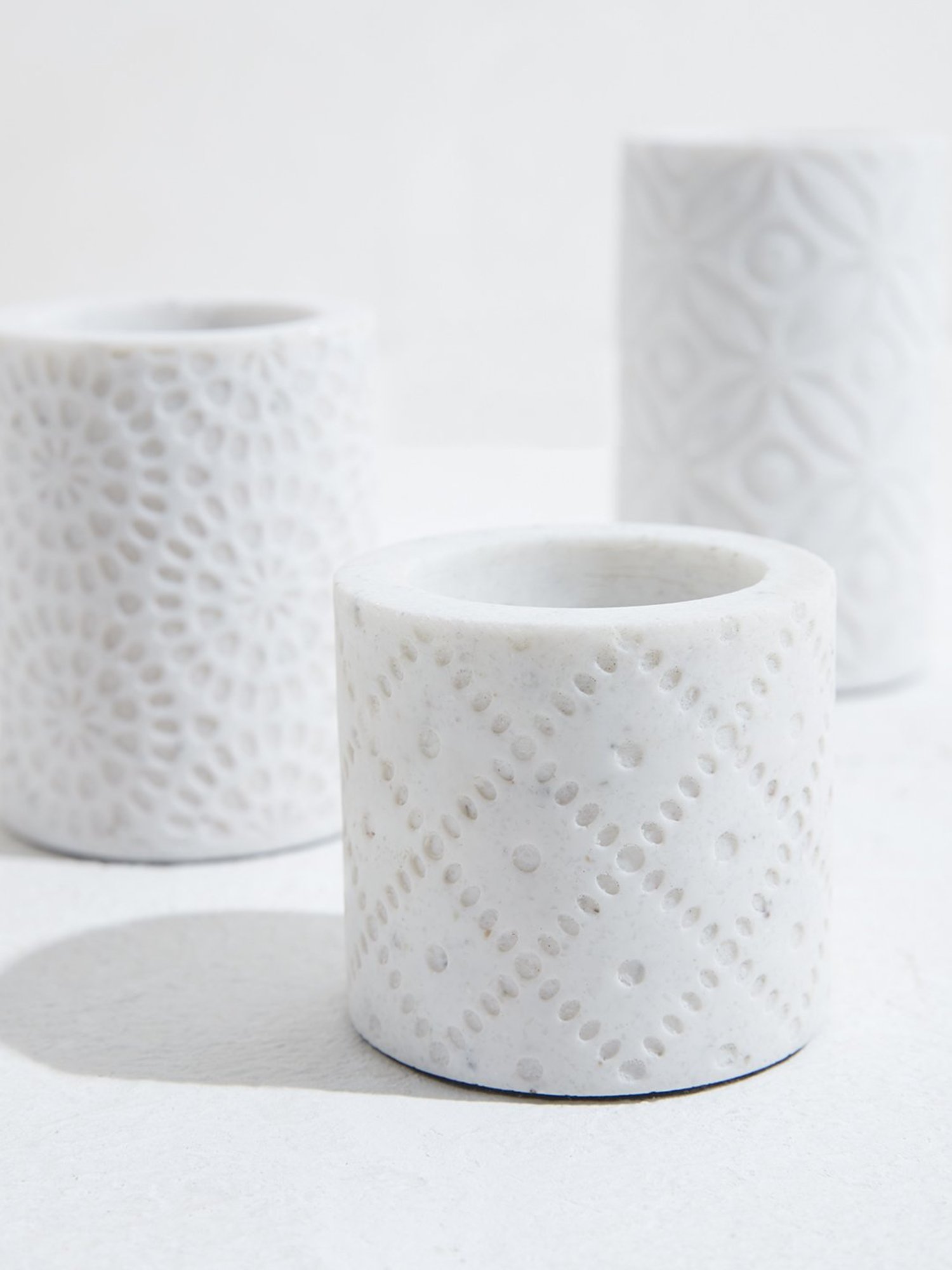 Darice Pack of 2 Cleveland Vintage Lighting Edison Style E12S Base Flame Candelabra Bulbs