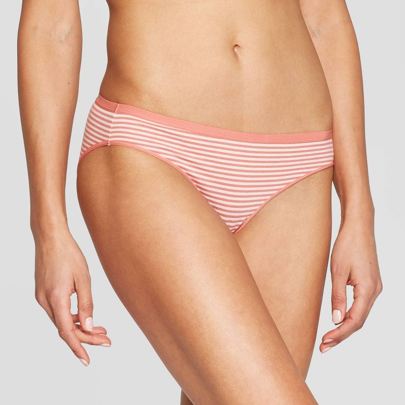 Fruit of the Loom Women's Breathable Mid-Rise Briefs 4+2 Bonus Pack - 9