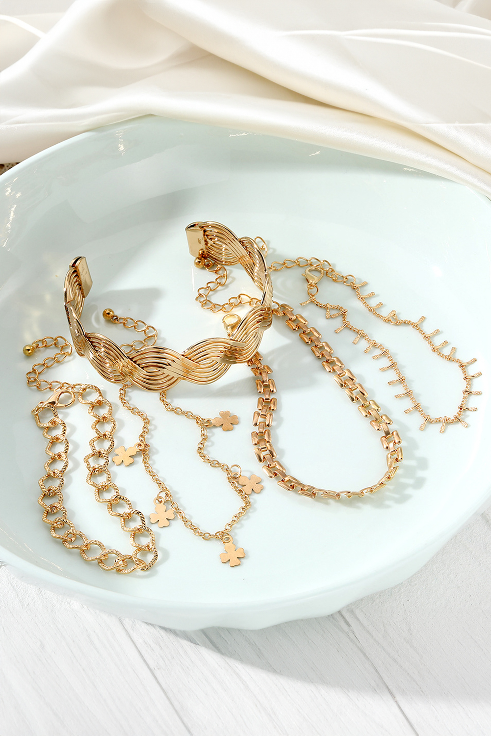 Gold Full Diamond Leather Wide Magnetic Buckle Bracelet