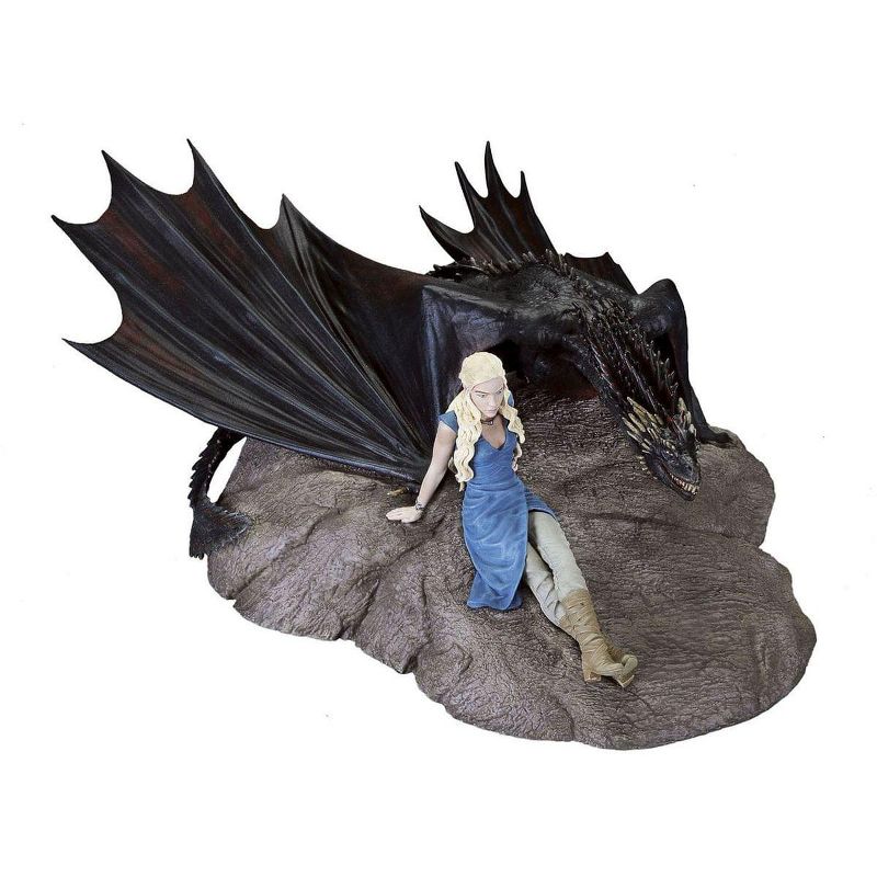 Dark Horse Comics Game of Thrones: Daenerys and Drogon 18" Statue