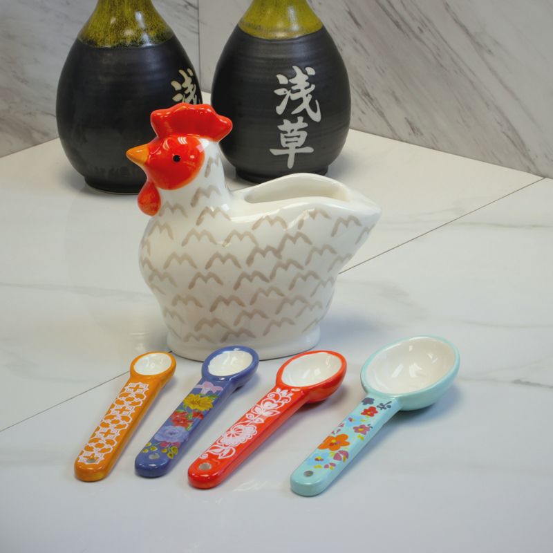 Gibson Urban Market Life On The Farm 4 Piece Durastone Figural Rooster Measuring Spoon Set