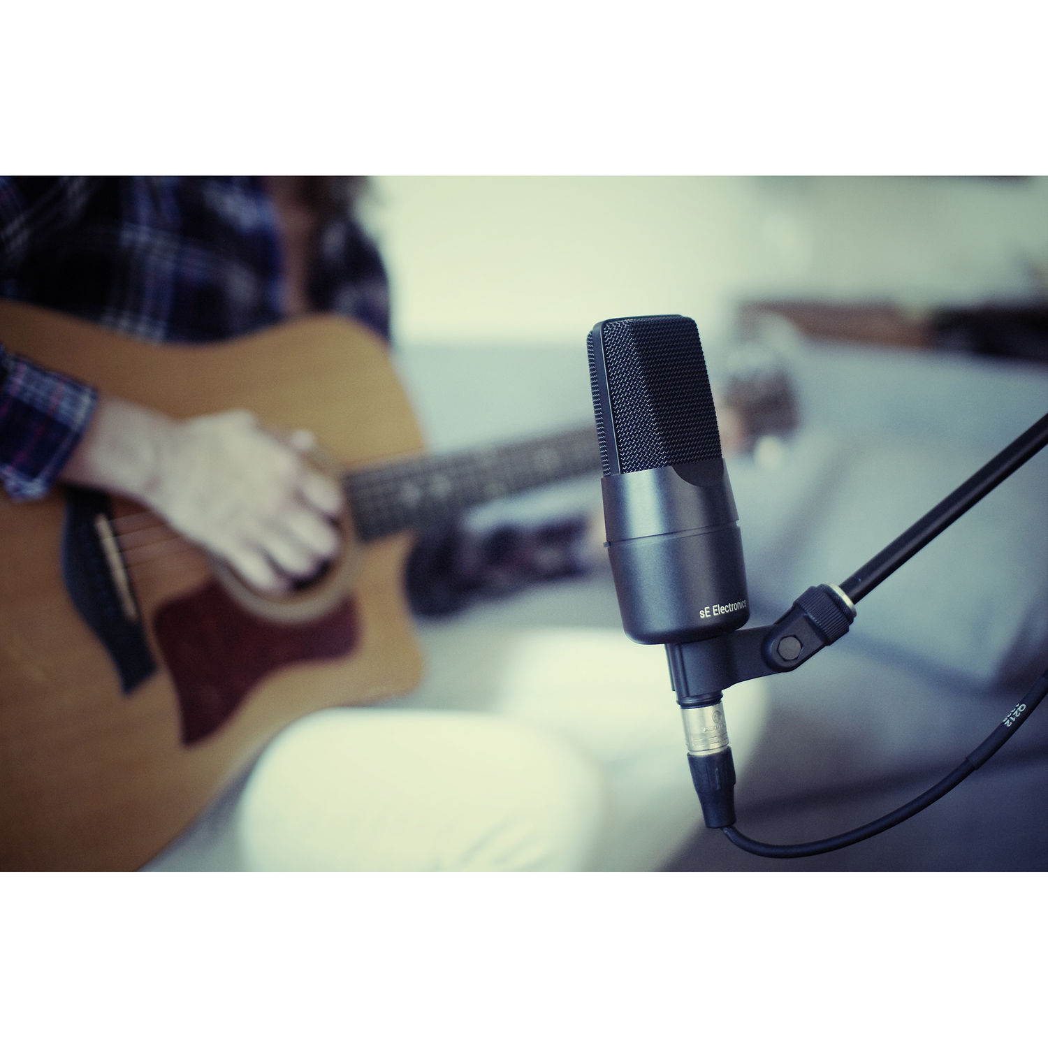 sE Electronics X1 A Large Diaphragm Condenser Microphone