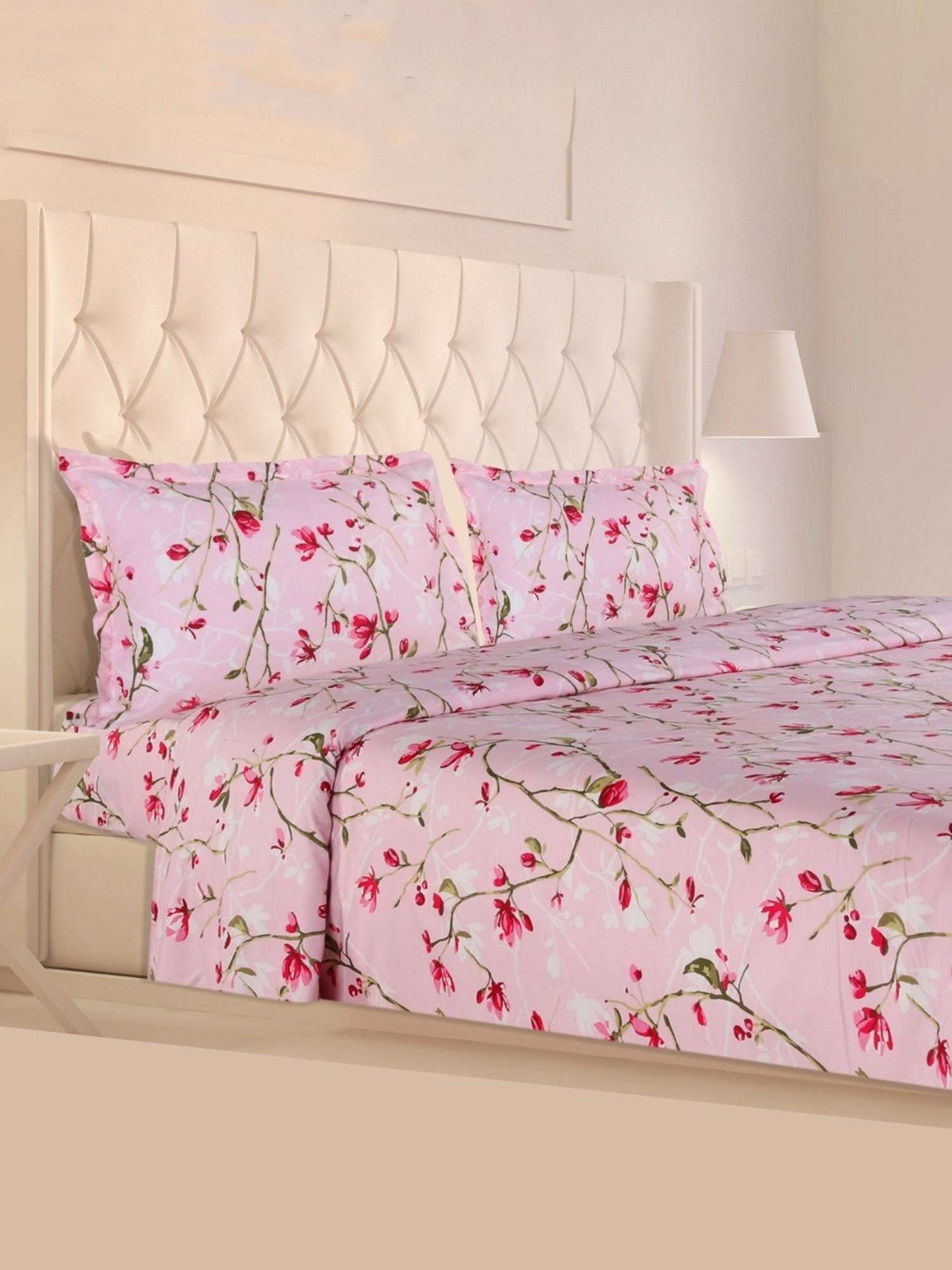 Haus & Kinder Summer Vintage Romance Printed Pink 186 TC Cotton Bed Sheet with 2 Pillow Covers