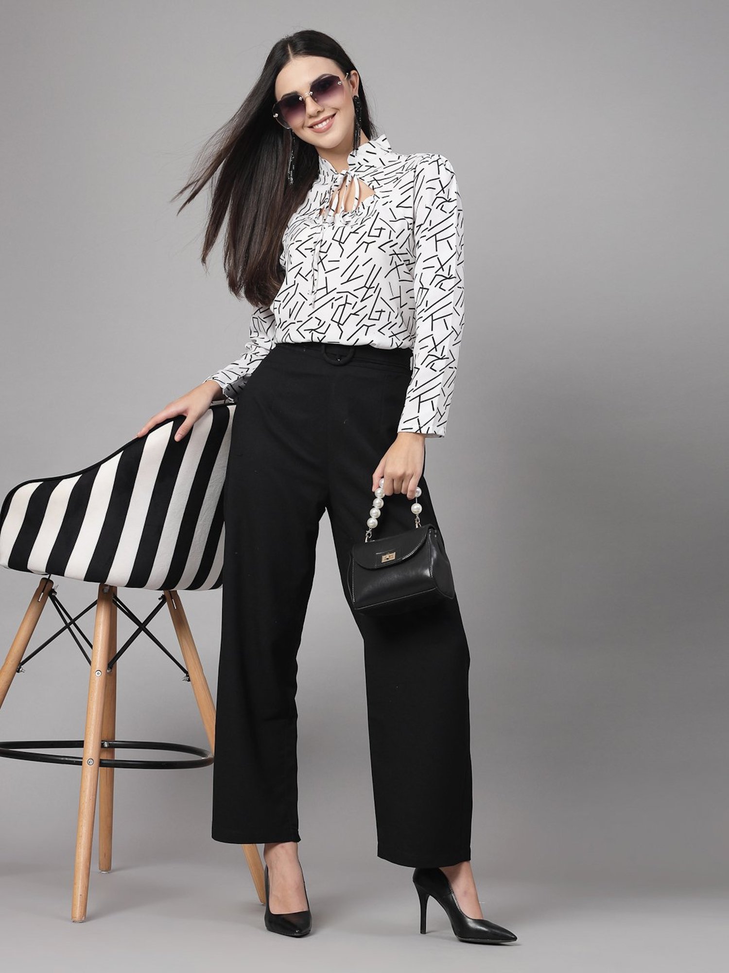 Style Quotient White & Black Printed Top