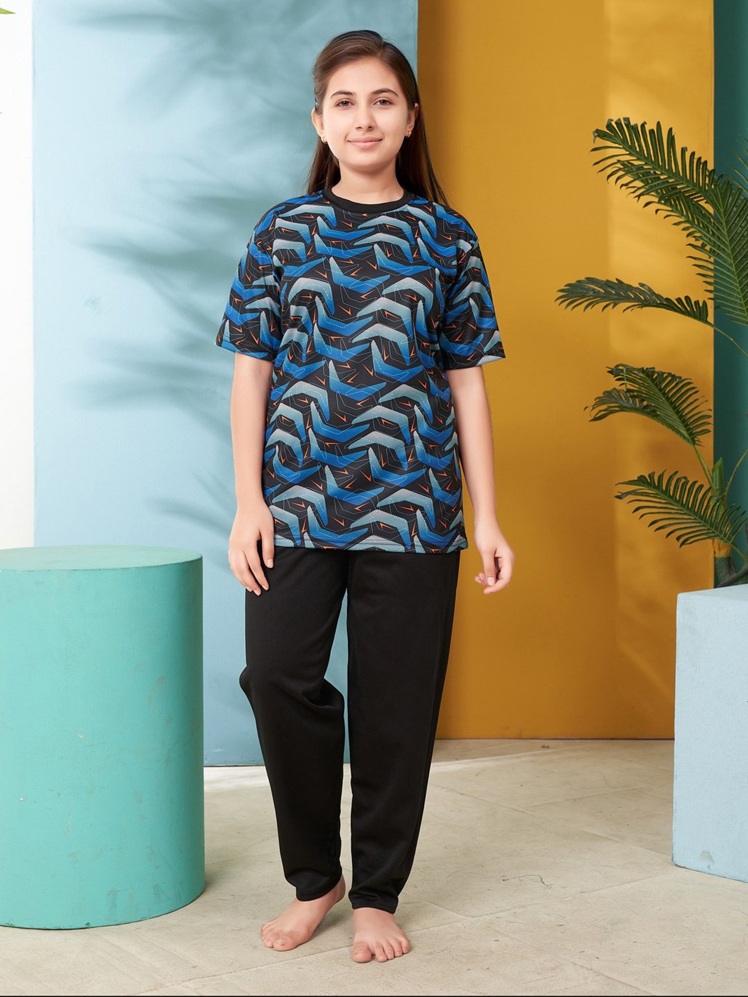 Aarika Kids Blue & Black Printed Top with Pants