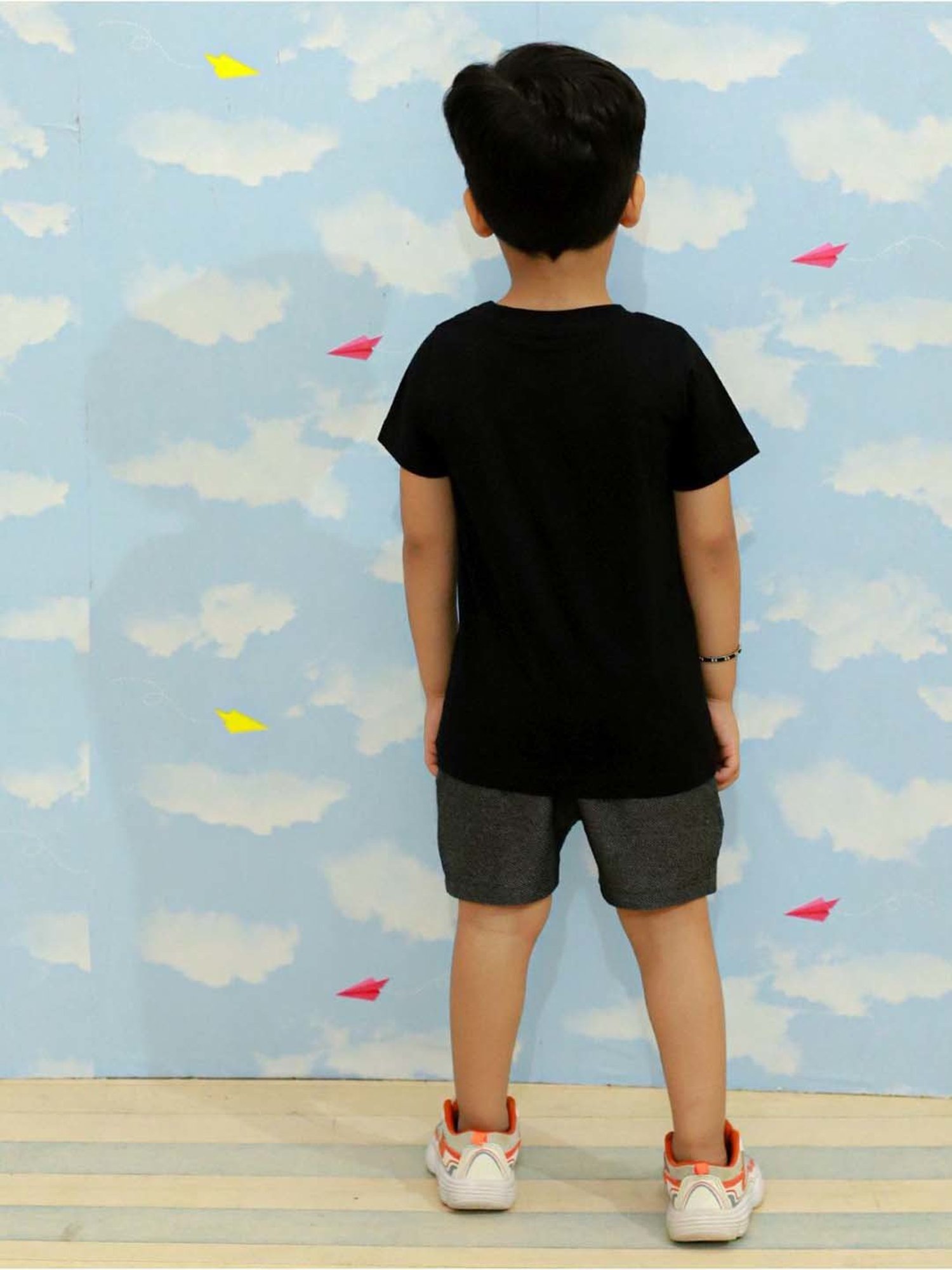 The Mom Store Kids Black & Grey Cotton Printed T-Shirt Set