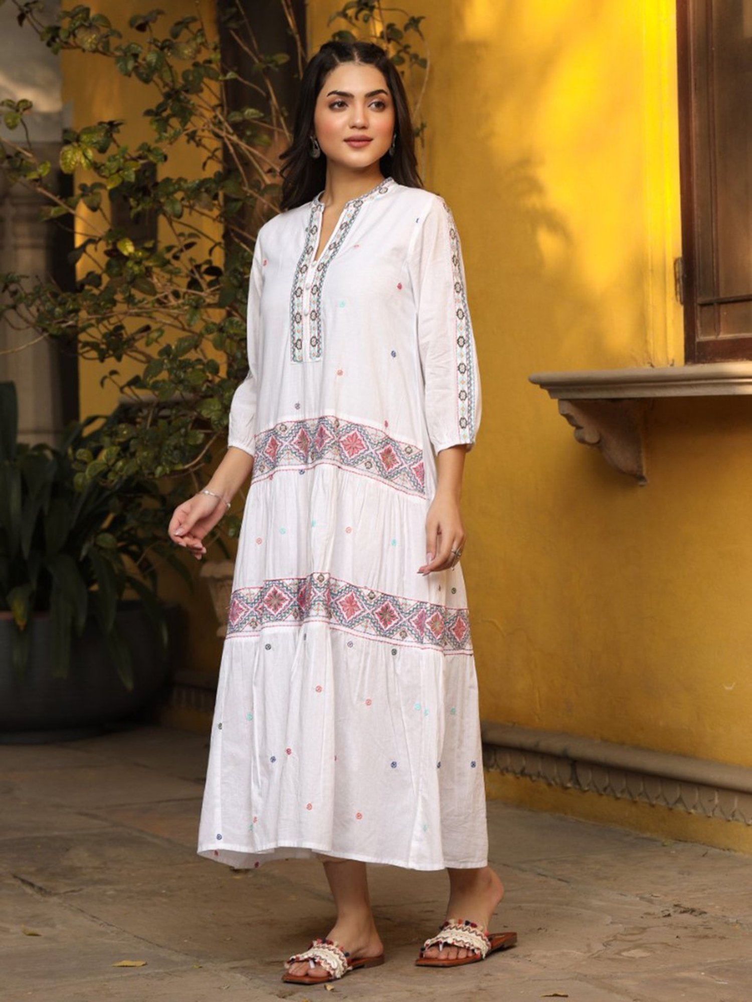 Saffron Threads Black Cotton Floral Print Ethnic Dress
