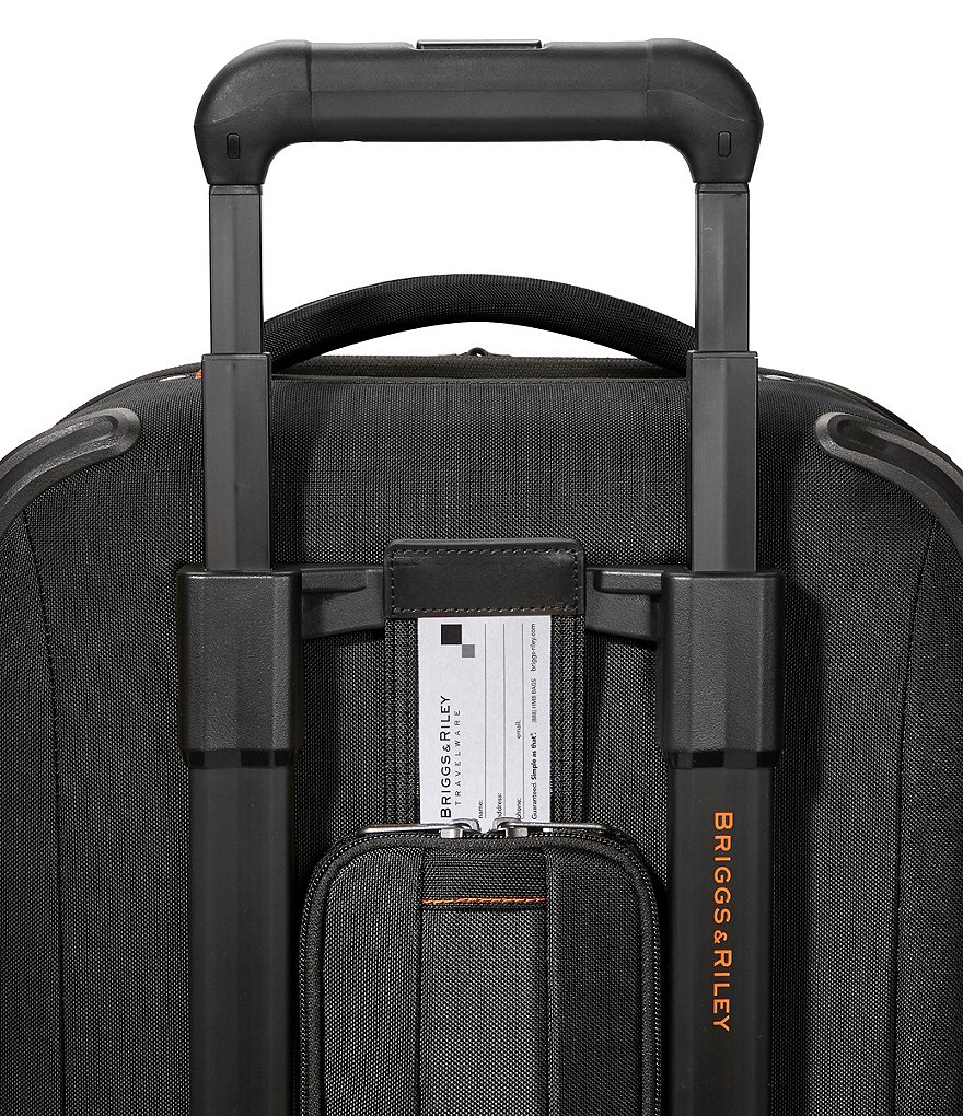 Briggs & Riley ZDX 22#double; Carry-On Expandable Spinner