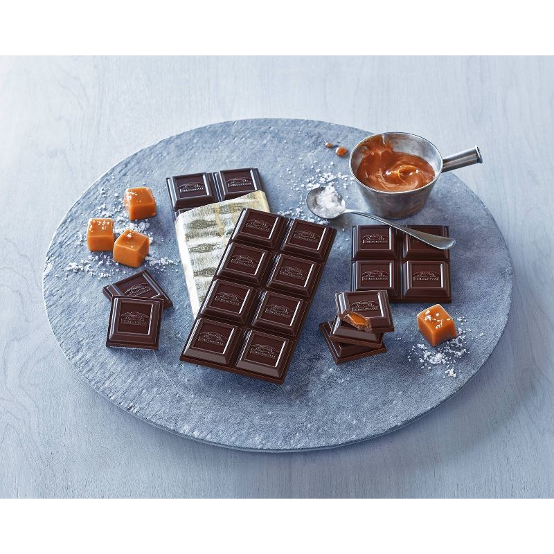 Ghirardelli Dark Chocolate & Sea Salt Caramel Bar - 3.5oz