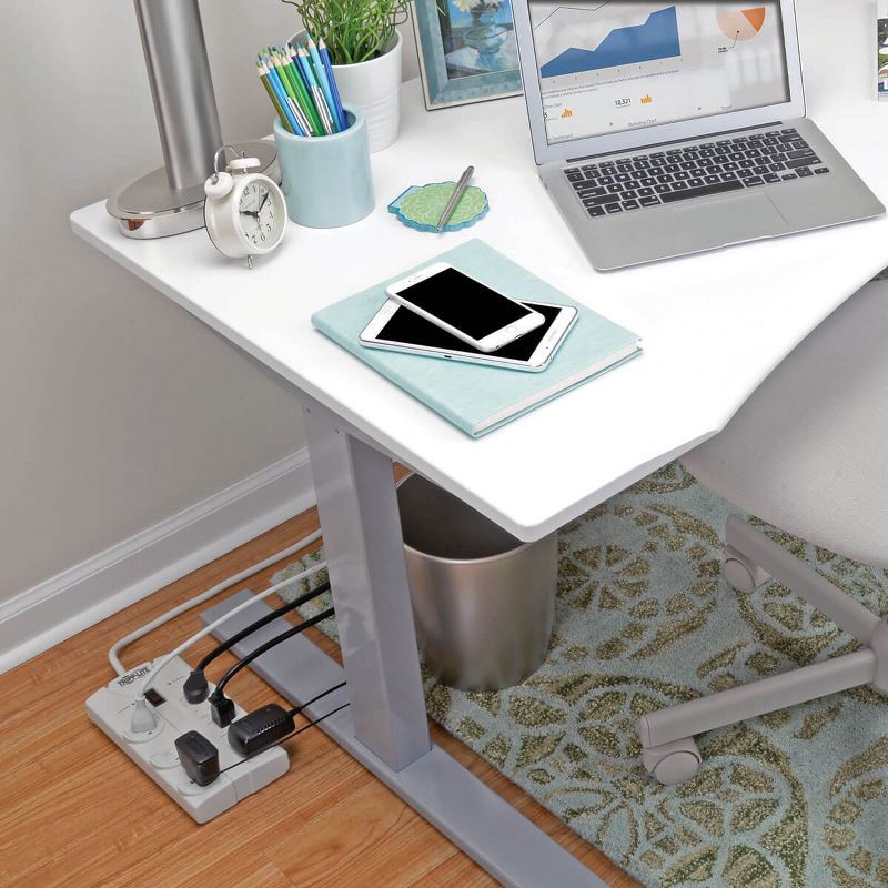 Tripp Lite Surge Protector 120V 5-15R 8 Outlet 8' Cord 1440 Joule - 8 x NEMA 5-15R - 1800 VA - 1440 J - 120 V AC Input - 120 V AC Output