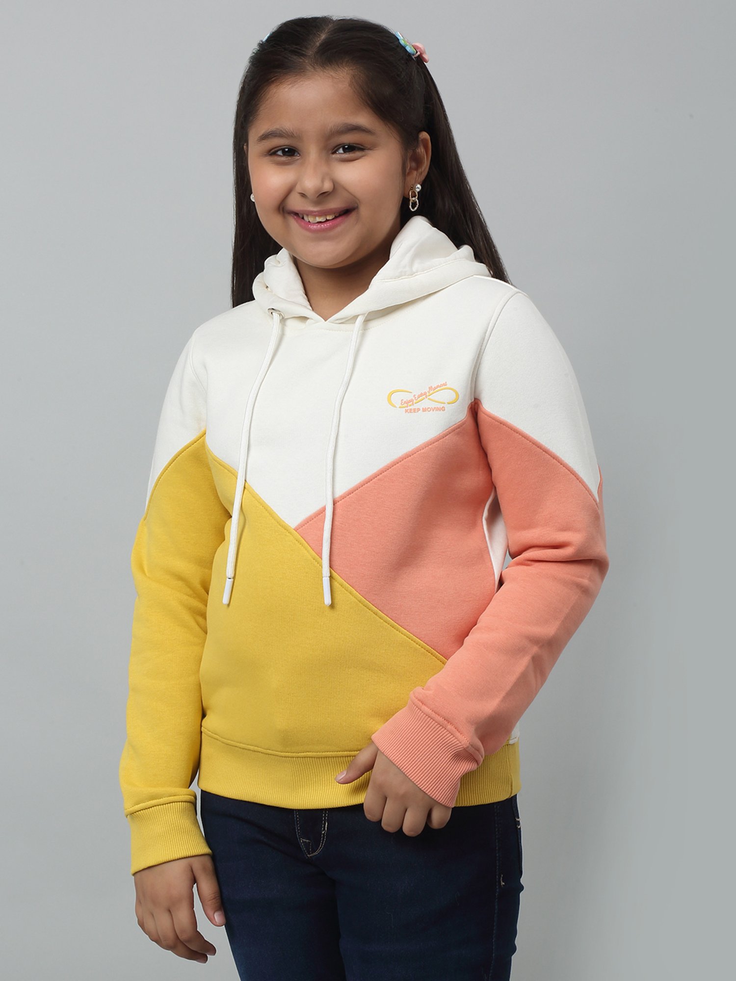 Cantabil Kids Yellow Color Block Full Sleeves Sweatshirt