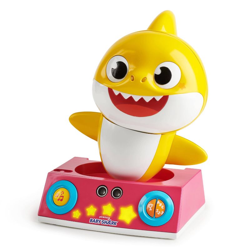 Pinkfong Baby Shark Official - Baby Shark Dancing DJ - WowWee