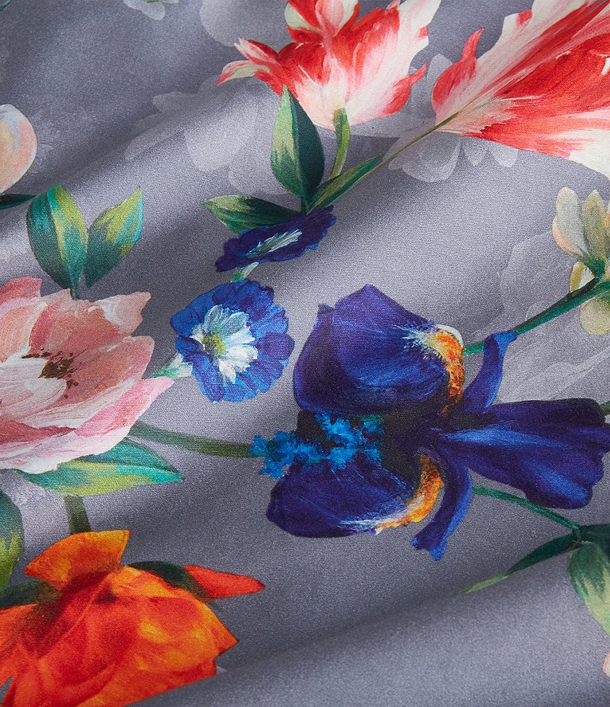 J. Queen New York Vera Bedding Collection