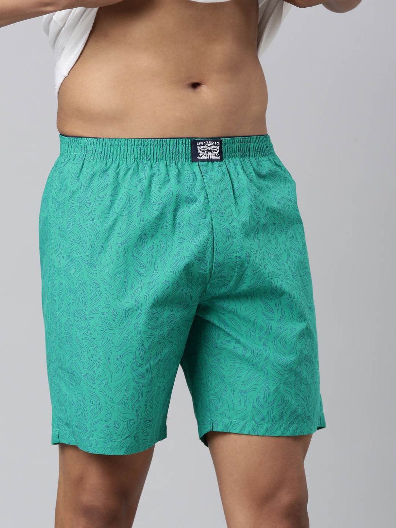 Levi'S Green Pure Cotton Relaxed Fit Printed Shorts