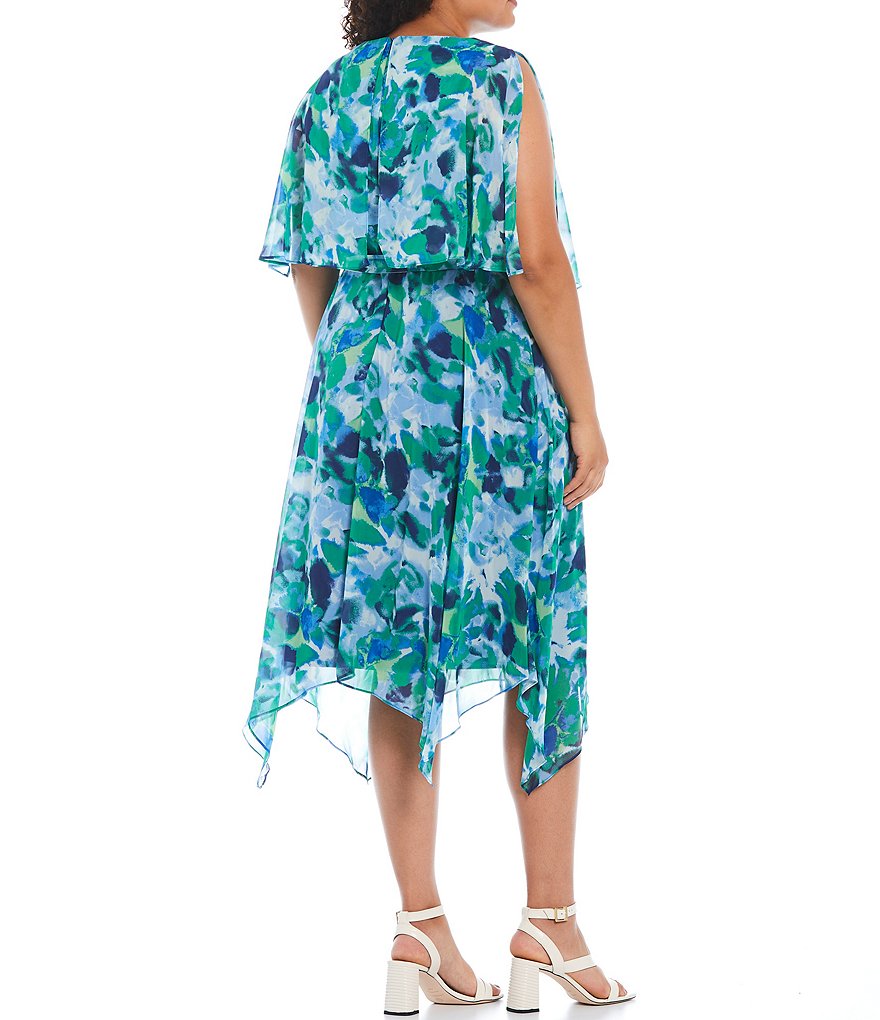 Jessica Howard Plus Size Popover Boat Neck Sleeveless Watercolor Floral Dress