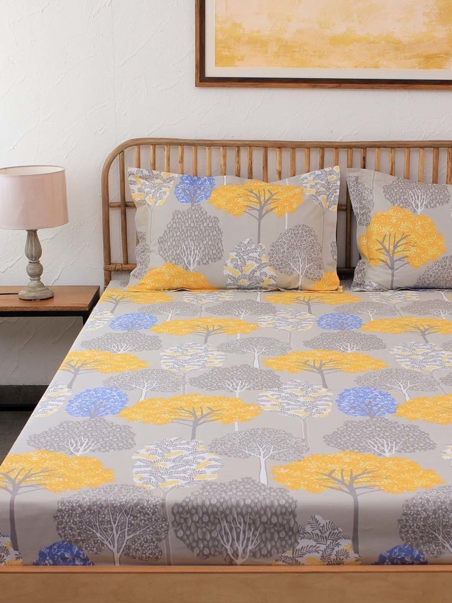 House This Saptaparni Yellow & Grey Cotton 180 TC King-Sized Bedsheet with 2 Pillow Covers
