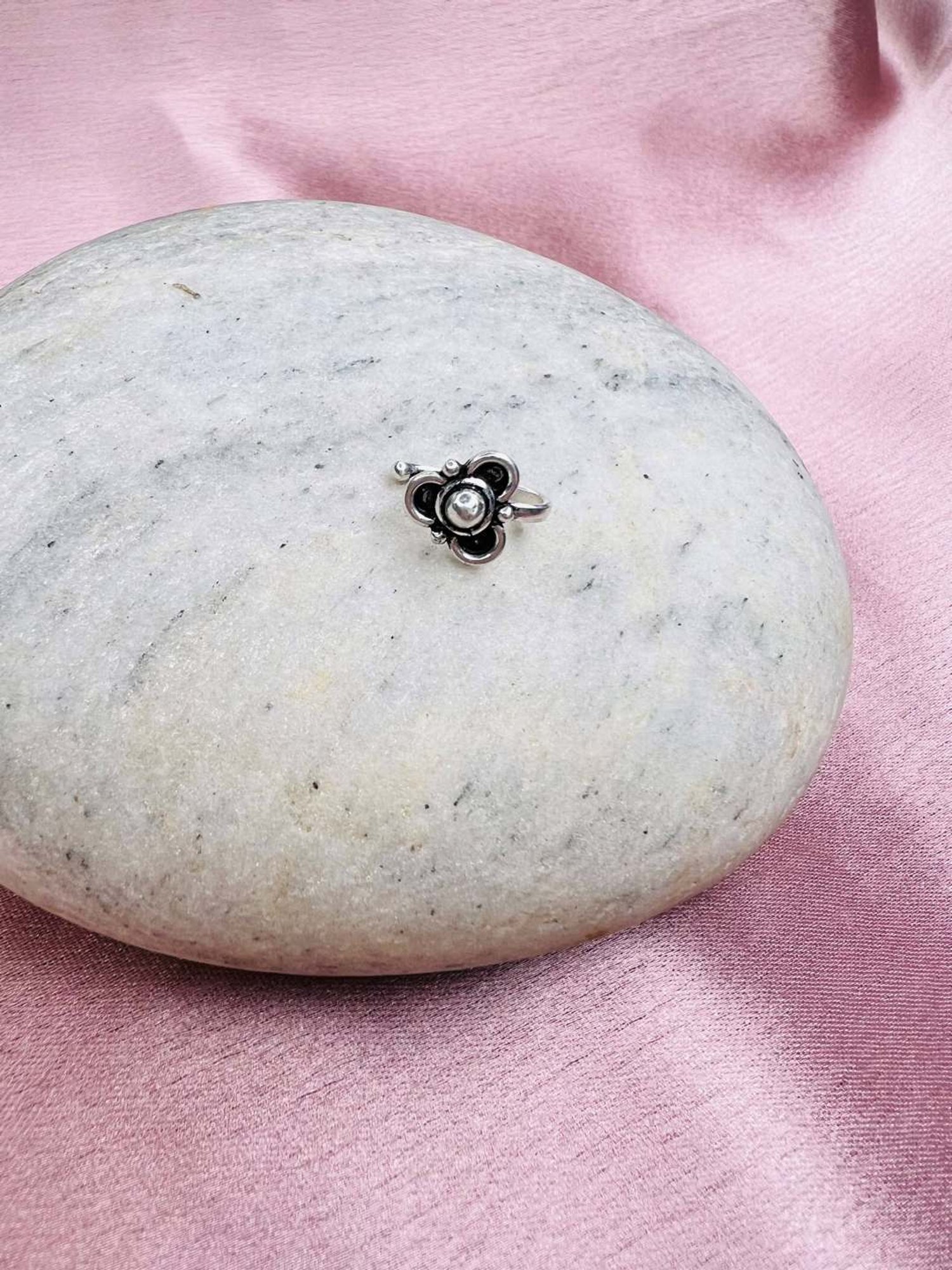 Zavya 92.5 Sterling Silver Floral Nosepin for Women