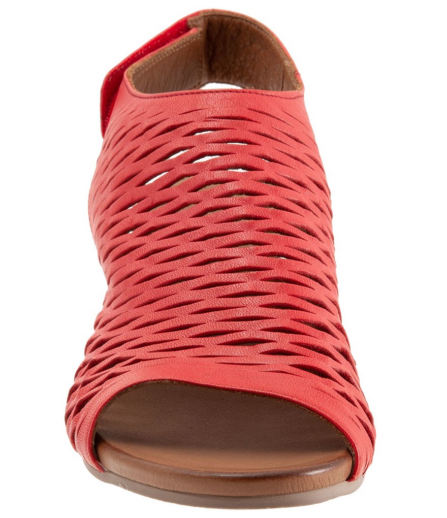 Bueno Lacey Accordion Perforated Leather Block Heel Sling Sandals