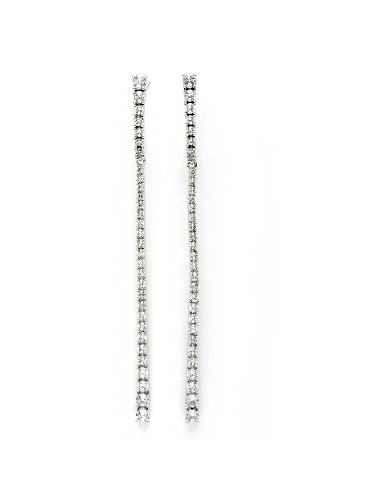 Karatcart Silver Drop Earrings for Women