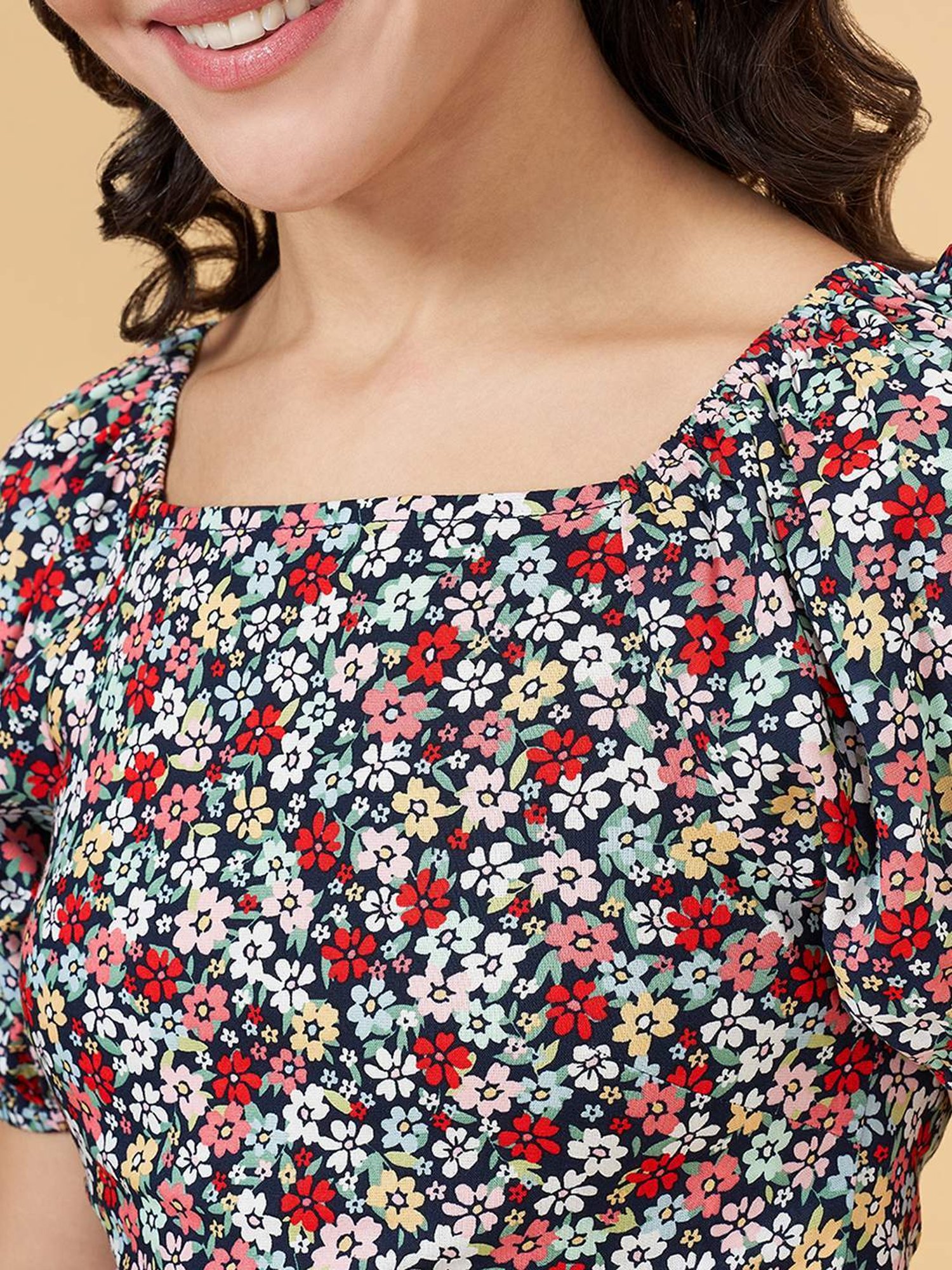 YU by Pantaloons Multicolored Floral Print Crop Top