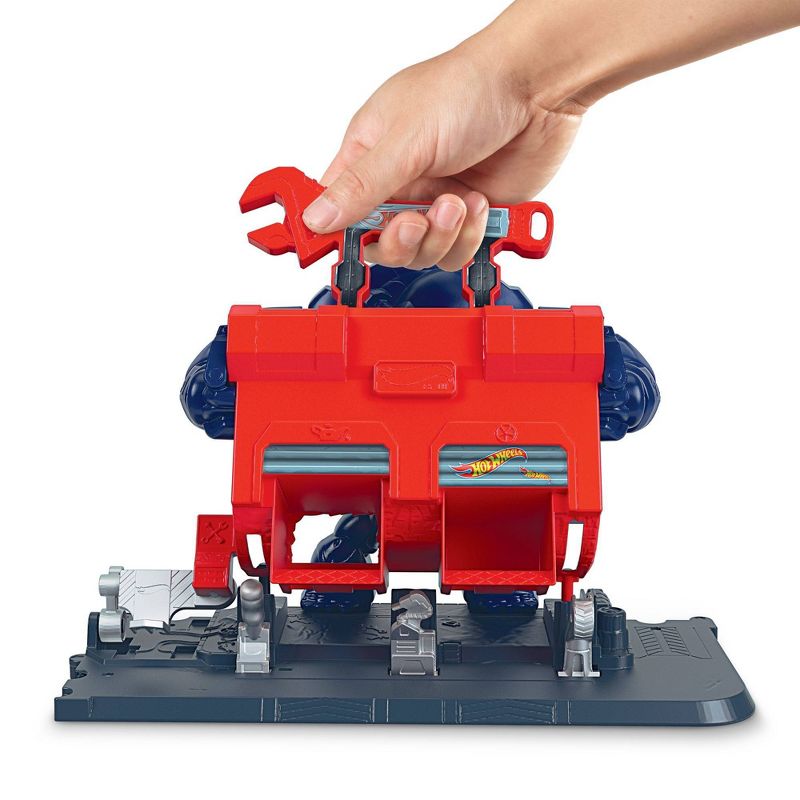 Hot Wheels City Gorilla Rage Garage Attack Playset
