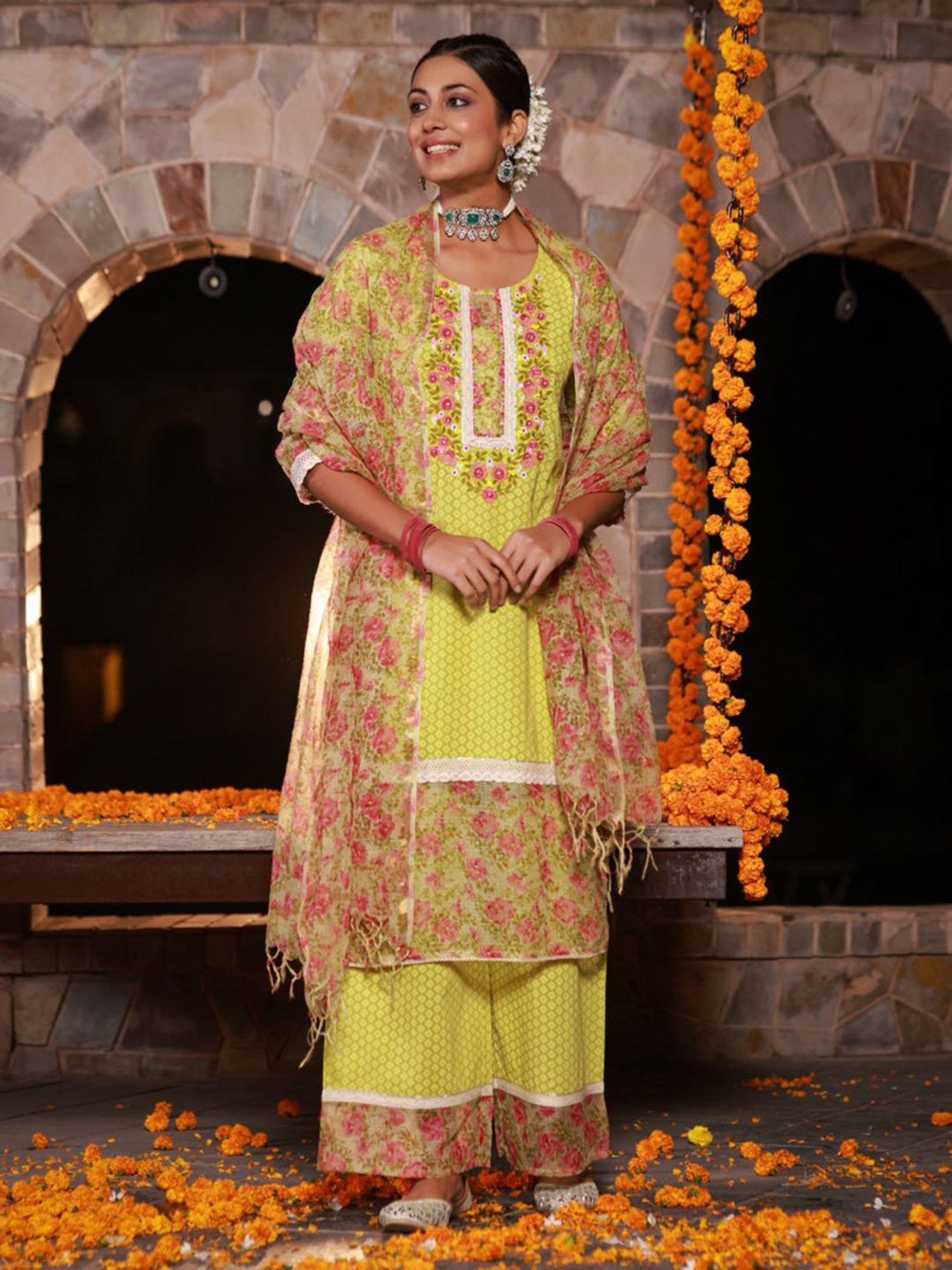 Juniper The Madhubala Green Floral & Lace Cotton Kurta Palazzo Set With Kota Doria Print Dupatta