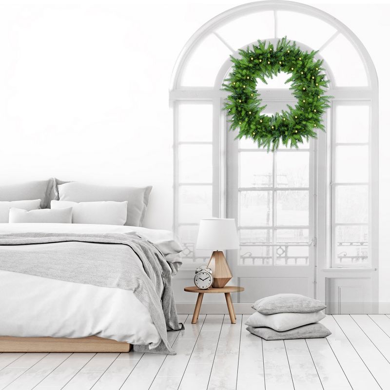 Easy Treezy 30-Inch Pre-Lit Pine Decorative Holiday Christmas Wreath with 100 Incandescent Warm White Lights