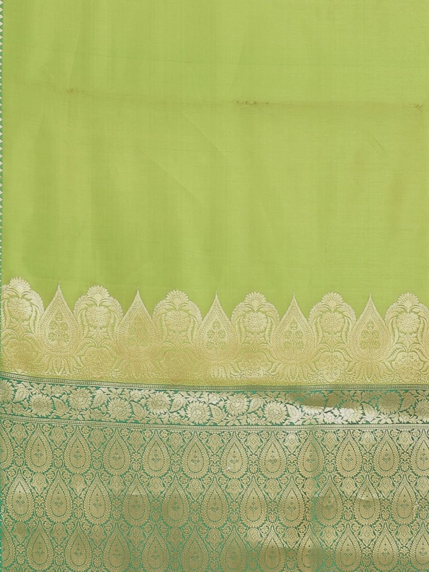 Banarasi Silk Works Green Woven Saree With Unstitched Blouse
