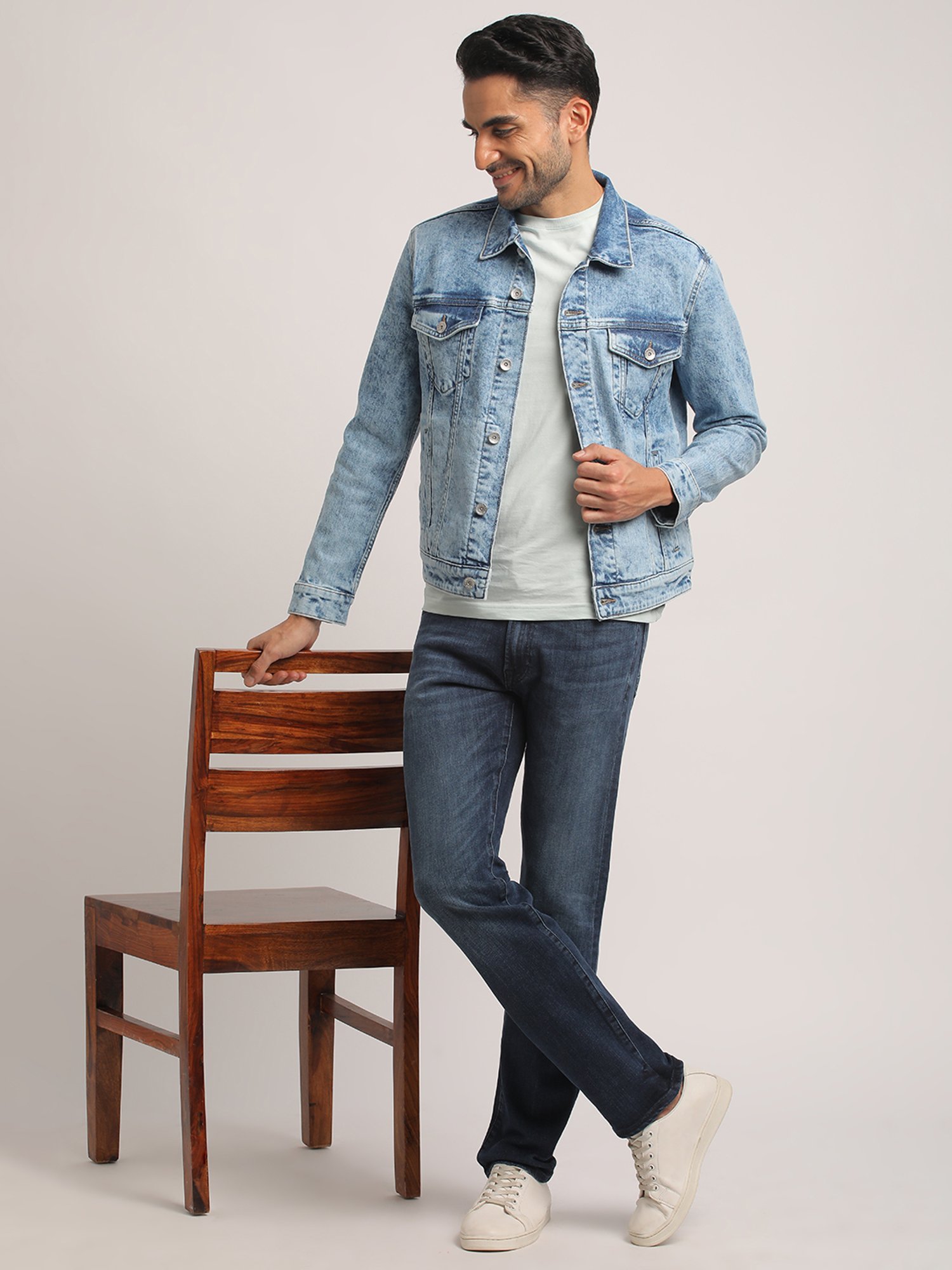 EVERBLUE Light Blue Regular Fit Denim Jacket