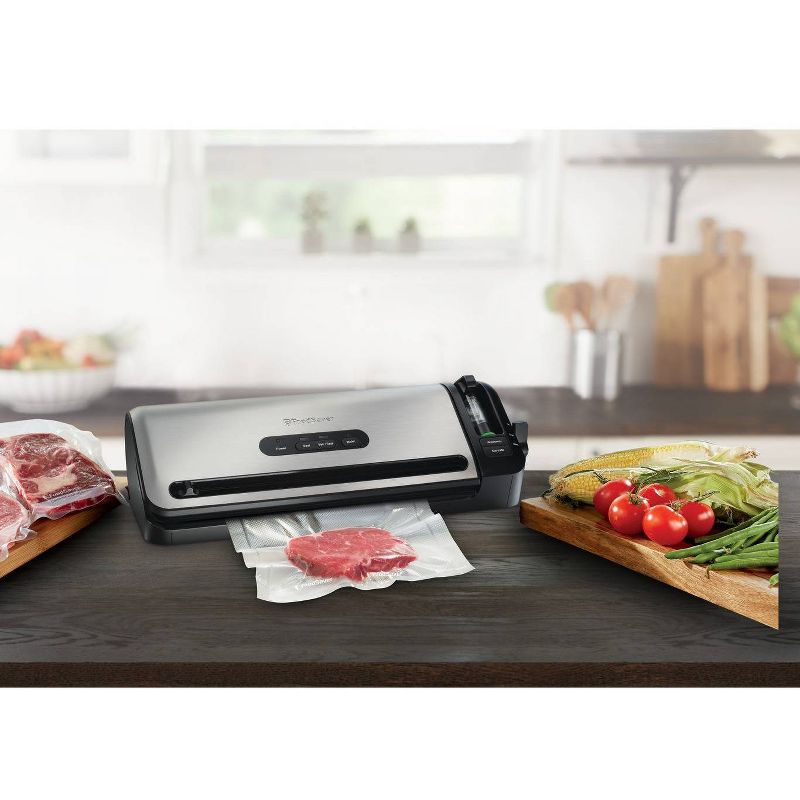 FoodSaver 2-In-1 Food Preservation Vacuum Sealer System - Silver