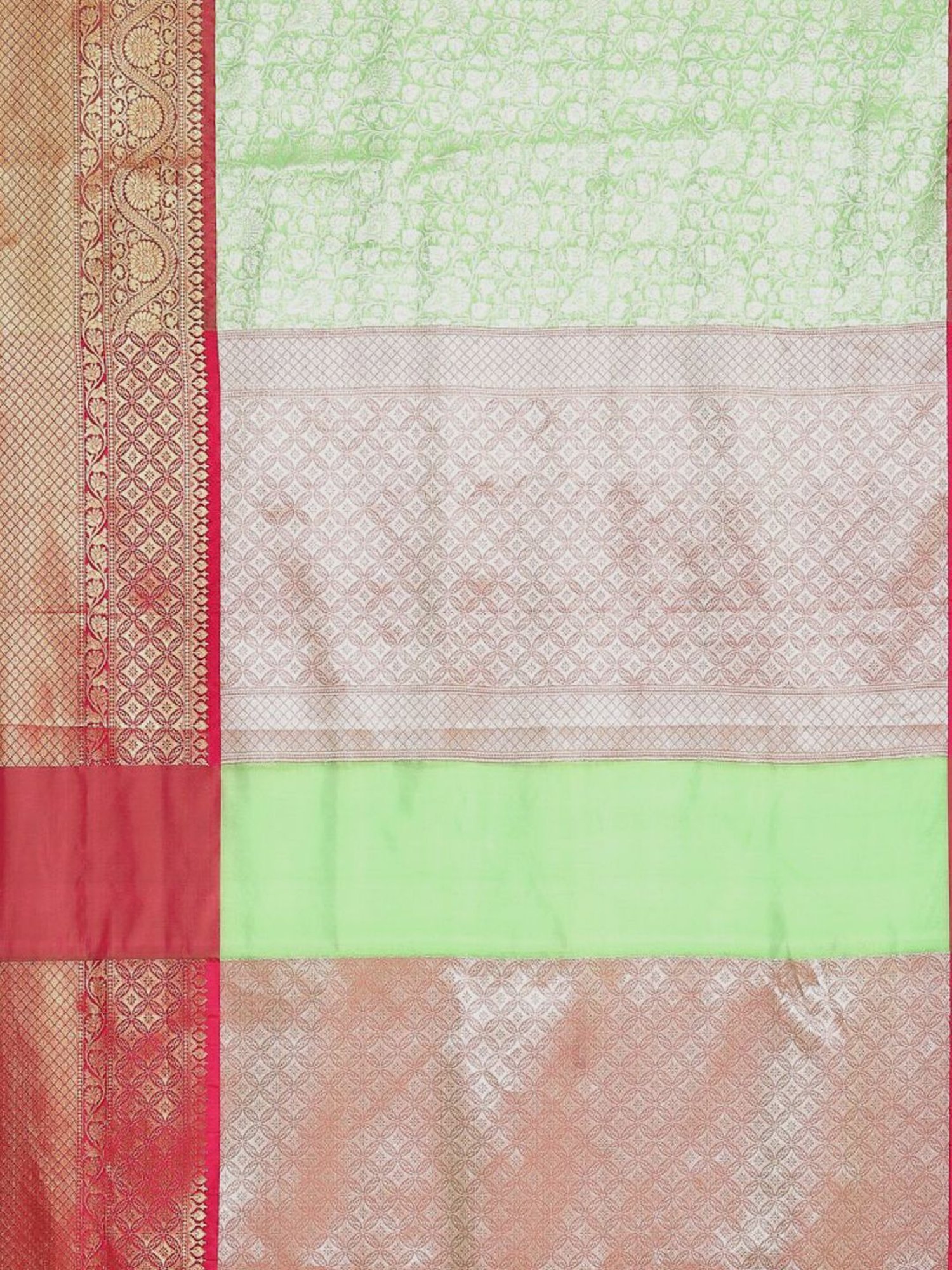 Banarasi Silk Works Green & Pink Woven Saree With Unstitched Blouse