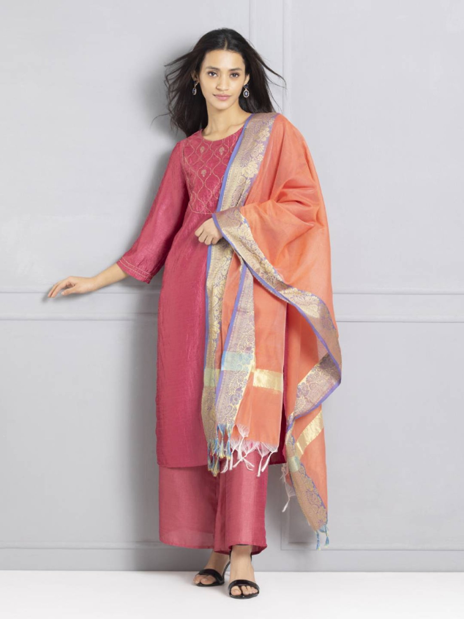 SHAYE Peach Chanderi Printed Dupatta