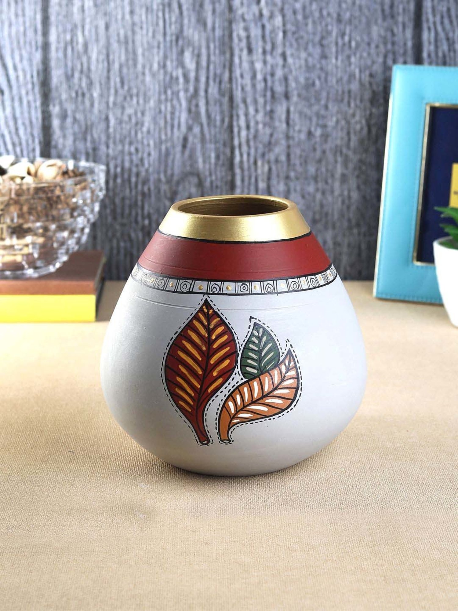 VarEesha Grey & Red Terracotta Flowe Vase