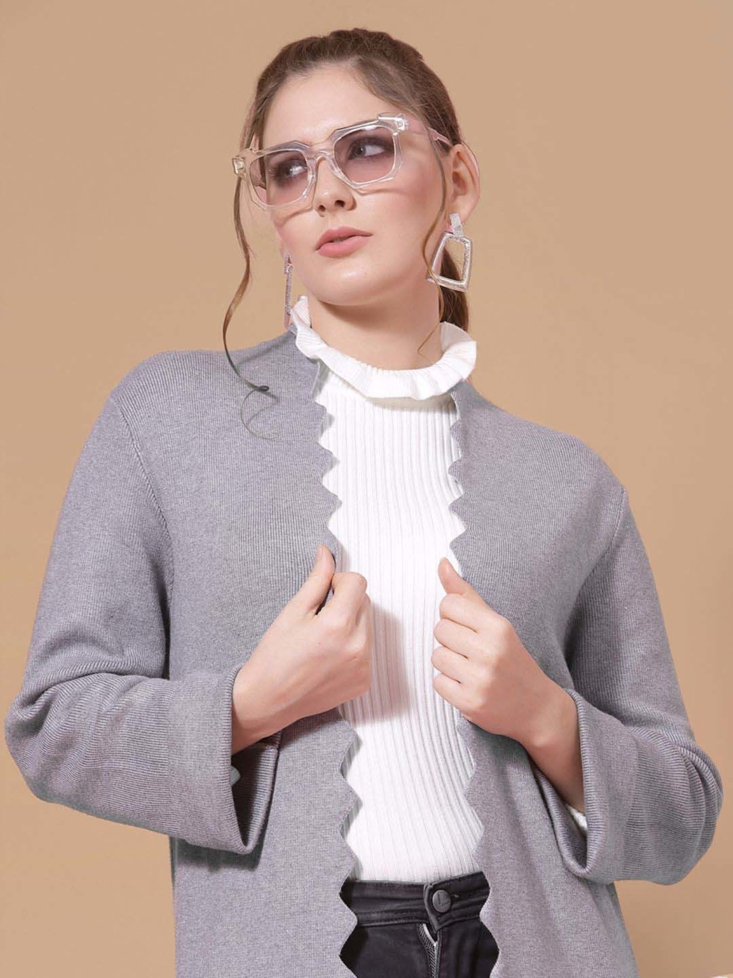 Mafadeny Grey Plain Shrug