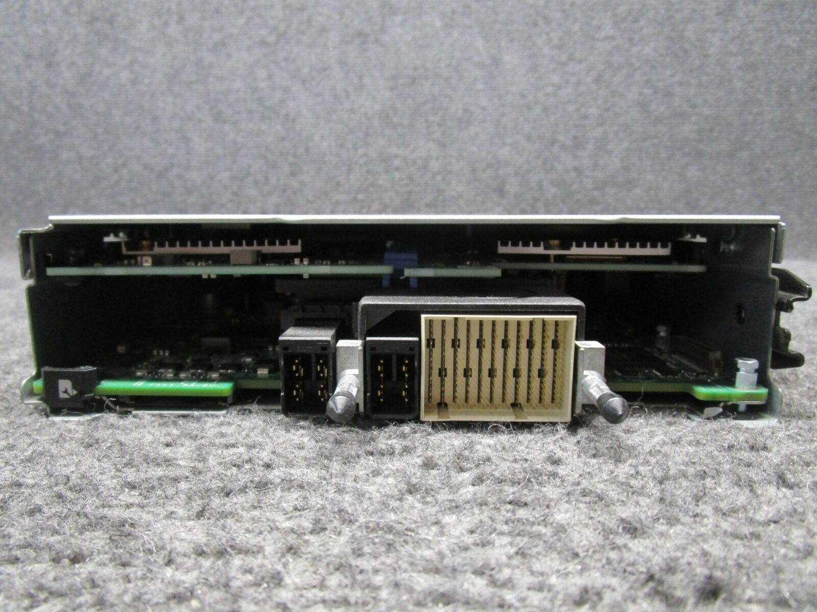 Dell PowerEdge M520 CTO Blade Server *No HDD/Processor/Memory*