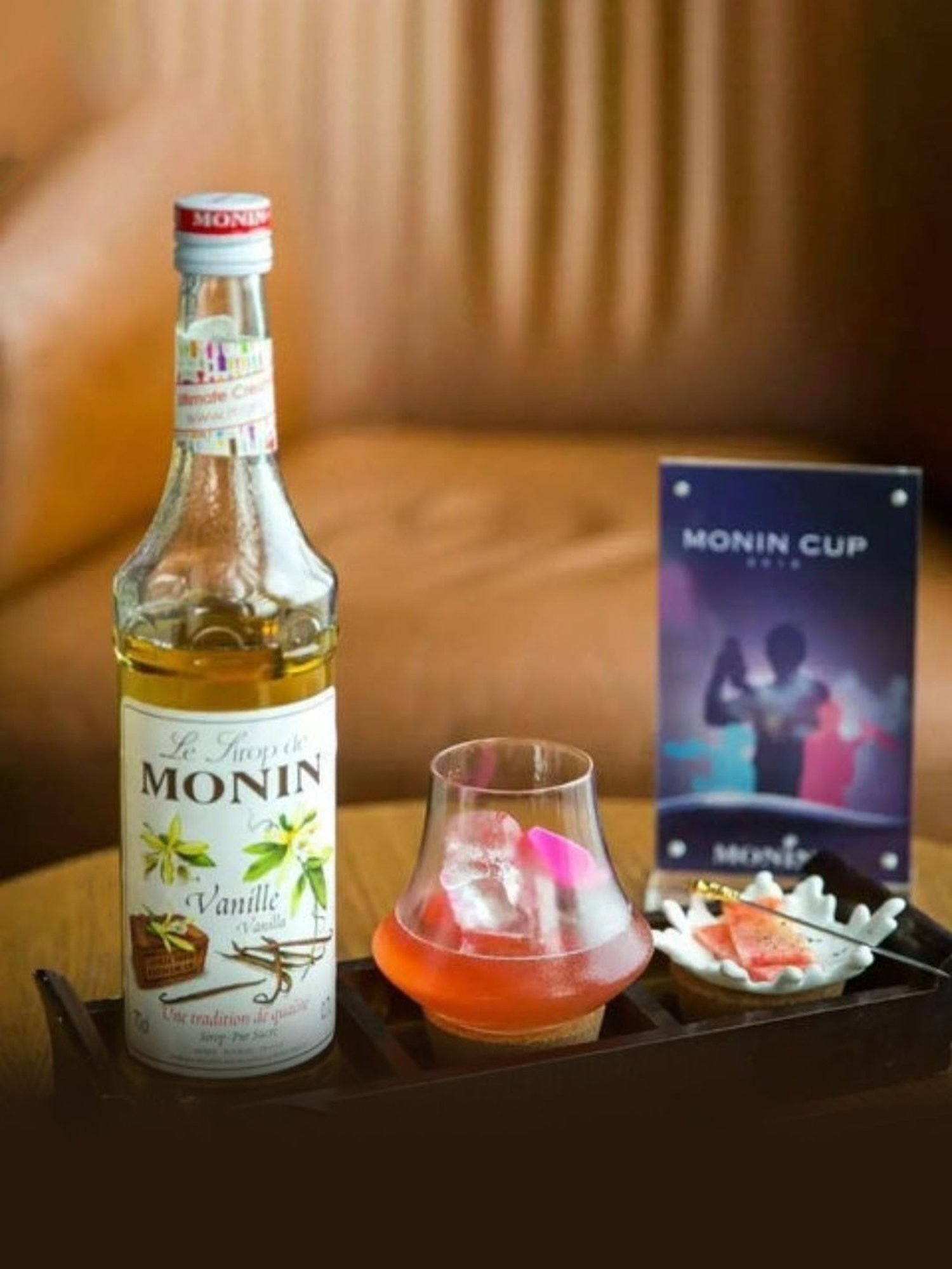 Melbify Shapey Girl Snifter Transparent Whiskey Glass 300ml - Set of 2