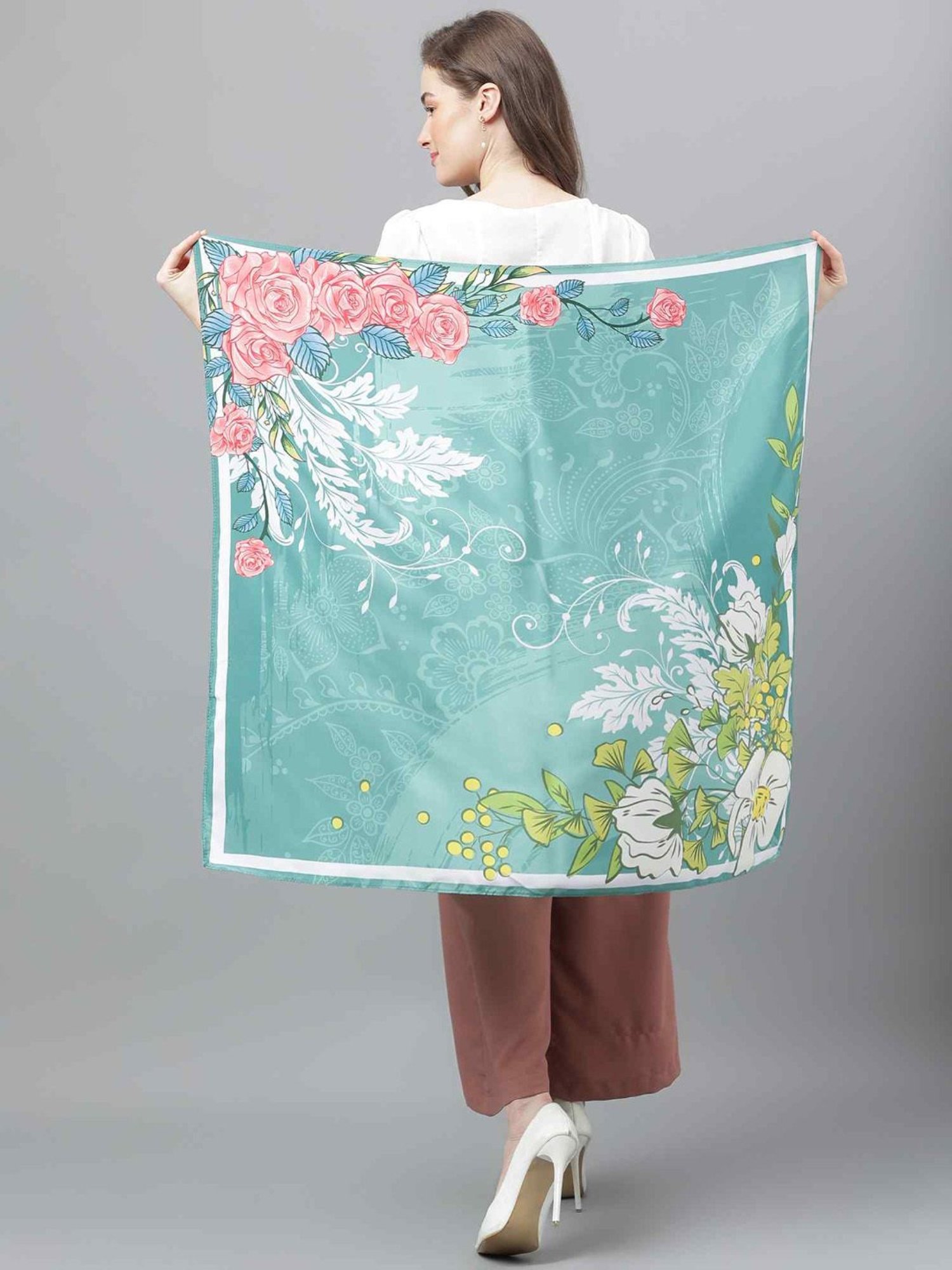 Under Armour Black Polyester Hijab - Extra Small