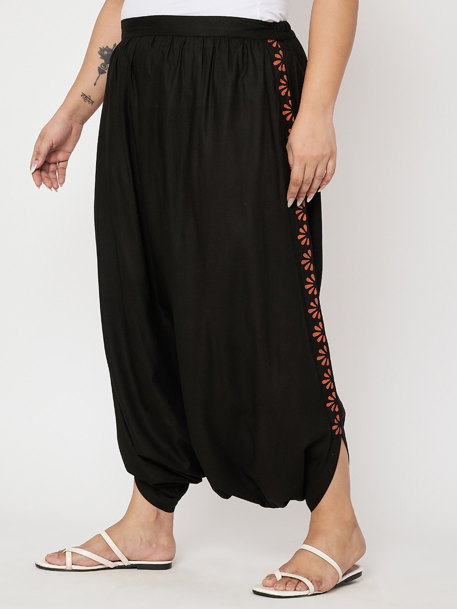 9rasa Black Printed Plus Size Salwar