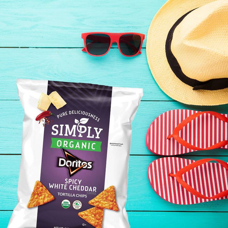 Simply Doritos Spicy White Cheddar - 7.5oz