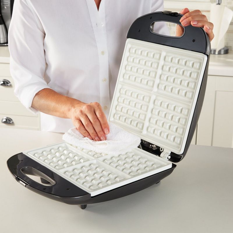 Oster Long Lasting Durable Non Stick Innovative Olive Oil Infused Ceramic Large 4 Square Slice Waffle Maker