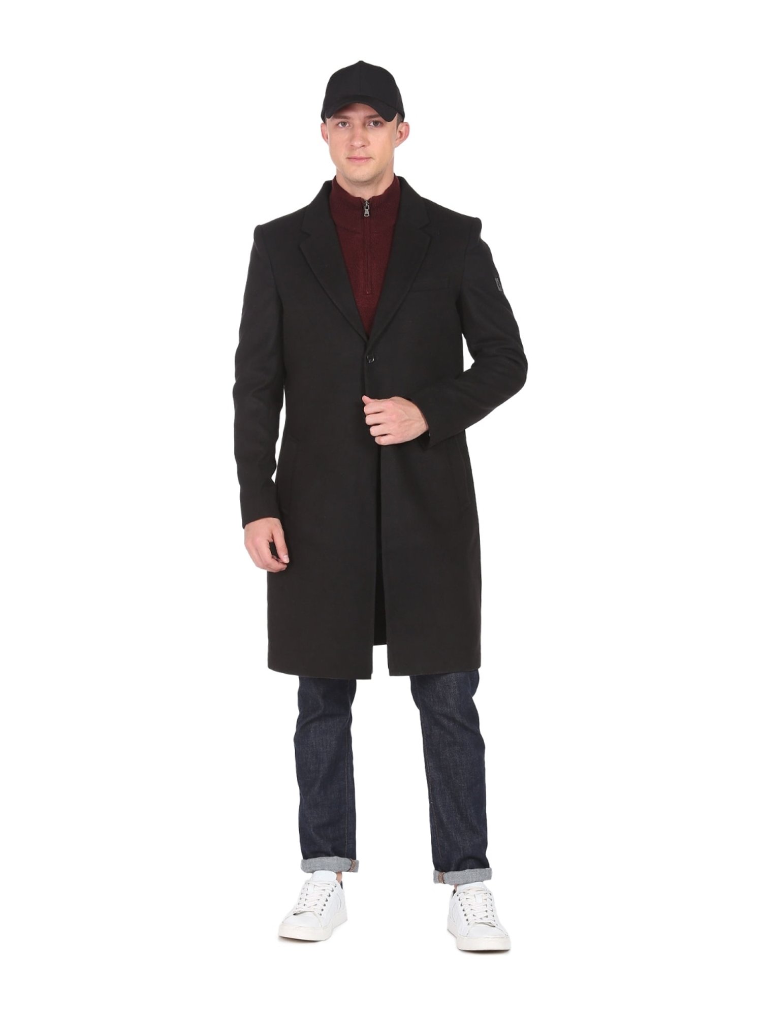 Arrow Sports Black Regular Fit Texture Waistcoat