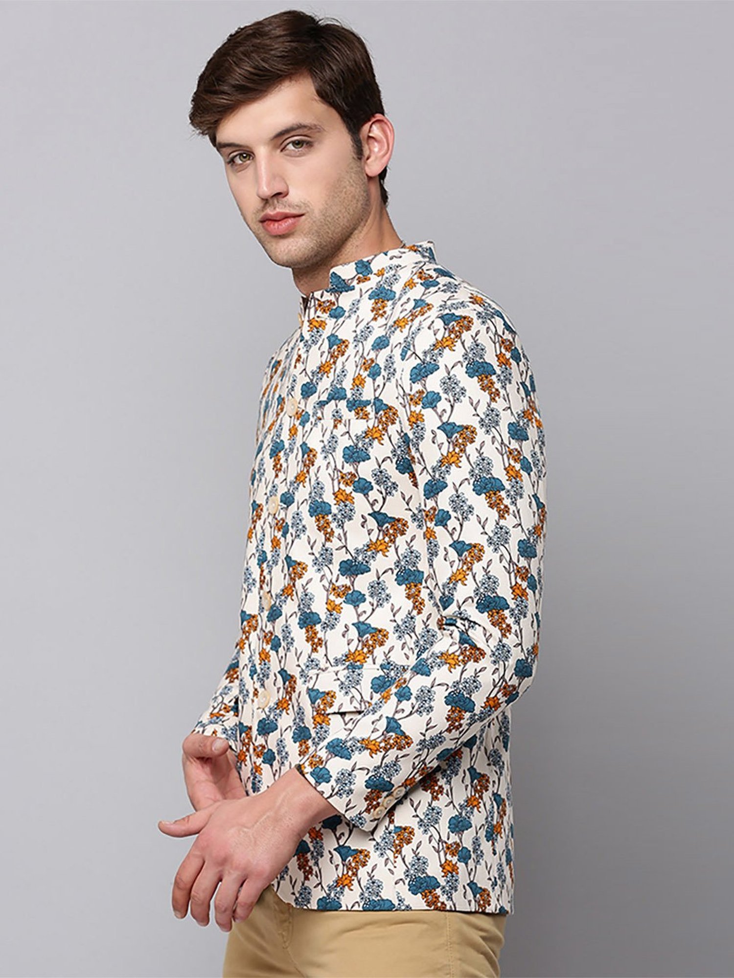 SHOWOFF White Cotton Slim Fit Floral Print Blazer