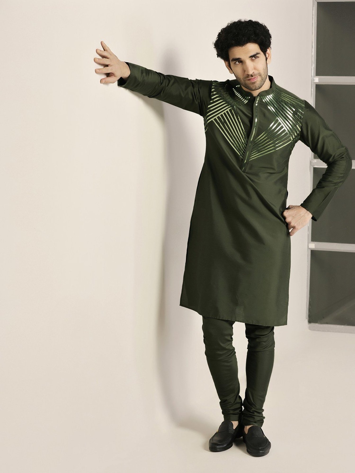 Sanwara White Regular Fit Chikankari Kurta & Churidar Set