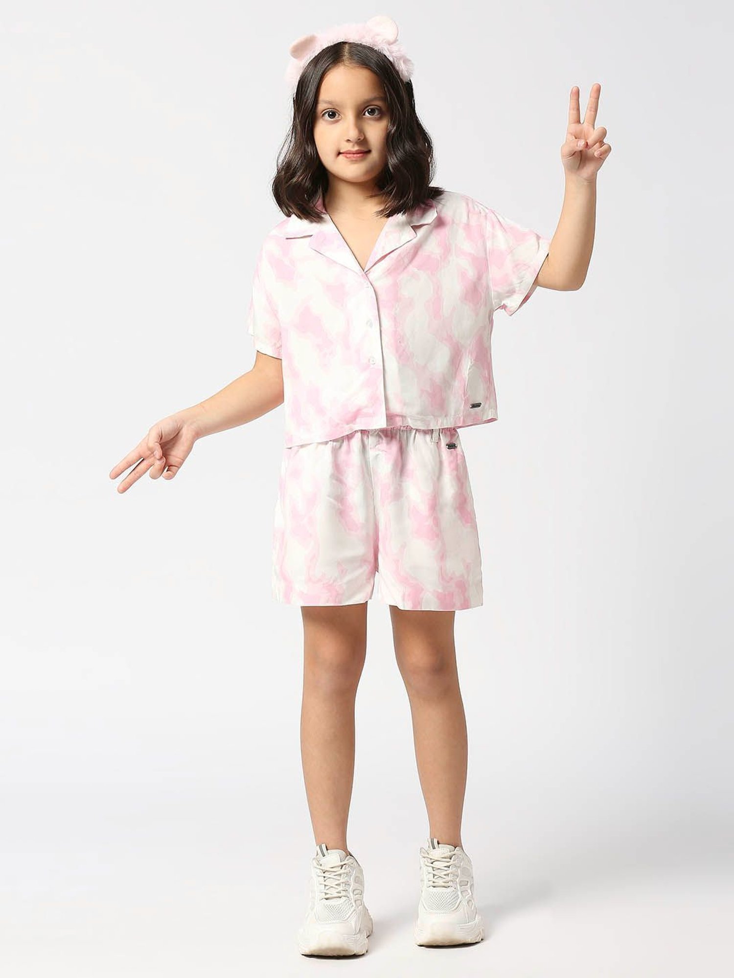 LilPicks Kids Yellow Solid Crop Top