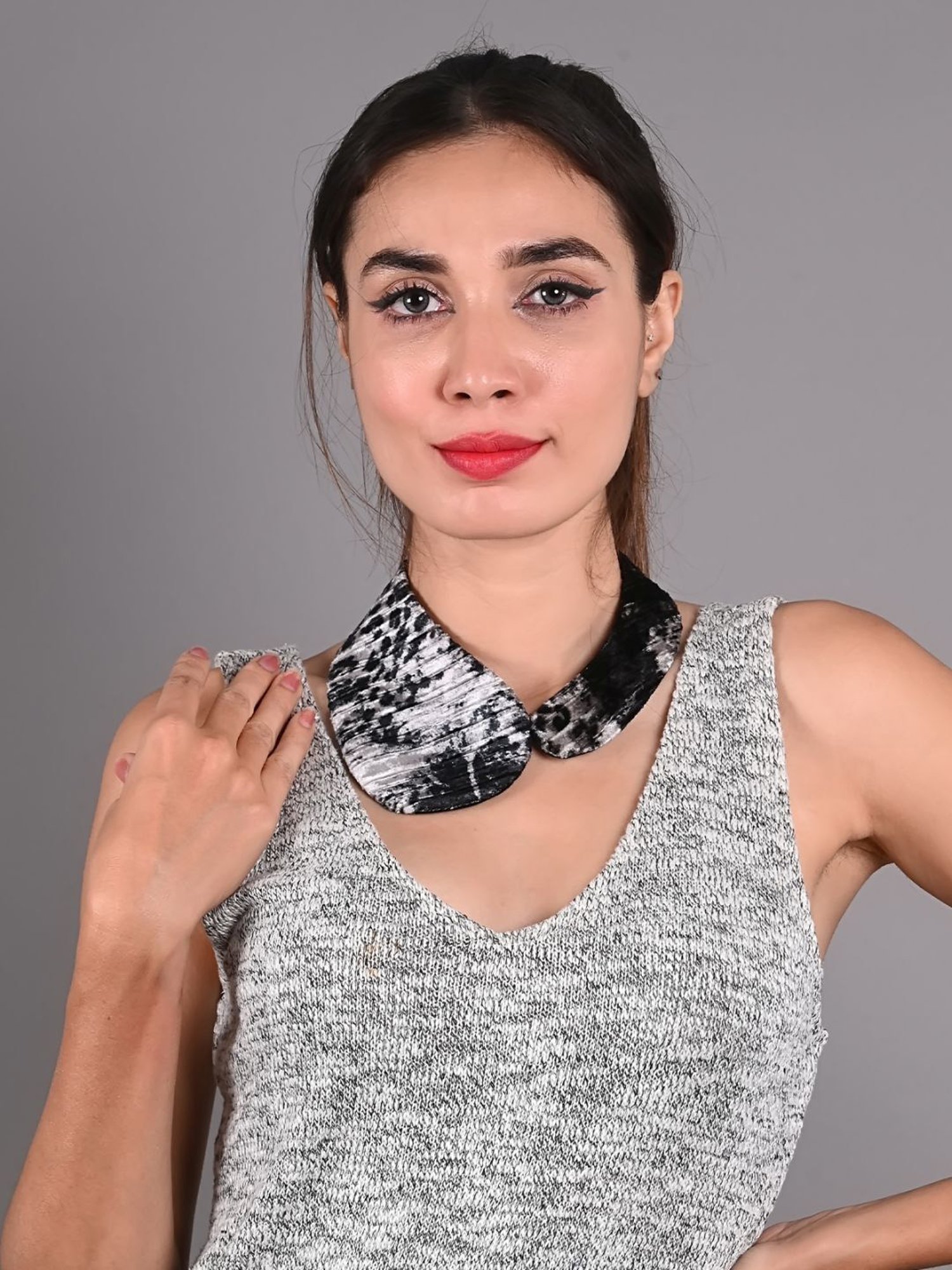 Odette Black Fabric Printed Collar