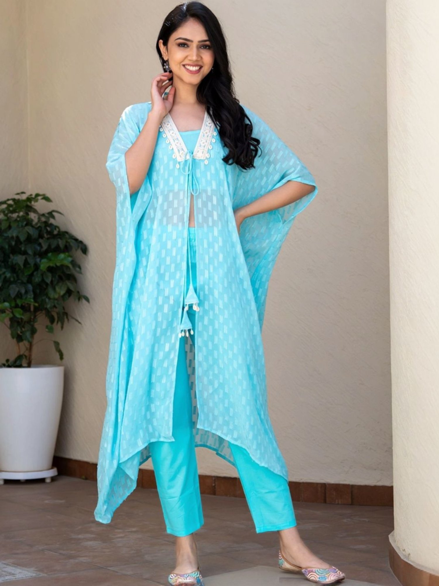 HOUSE OF JAMOTI Blue Embroidered Kurta Pant Set