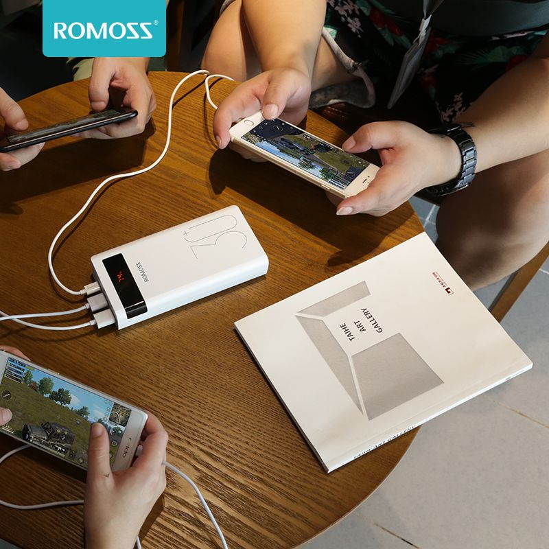 ROMOSS 30000mAh Type-C PD Portable Charger 3 Outputs and 3 Inputs Power Bank, 18W Fast Charge External Battery Packs Compatible with iPhone Xs Max, MacBook, iPad Pro, Samsung S8 (S9 is not)