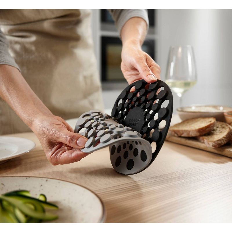 Joseph Joseph Spot-On Trivet