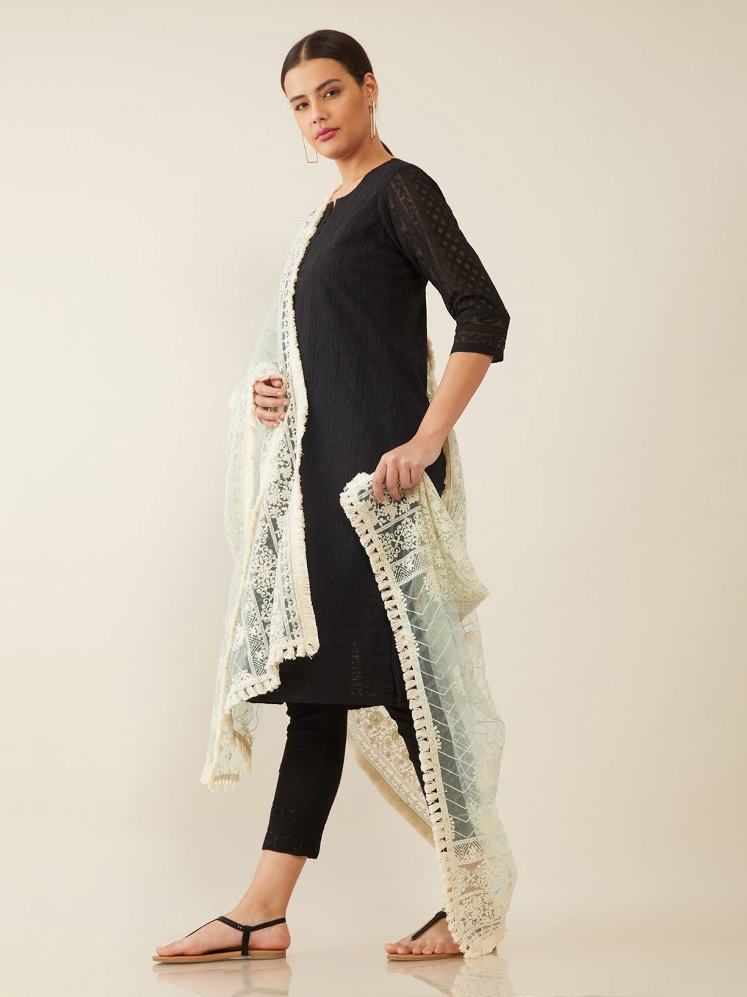 Soch Women White Crepe Embroidery Duppatta