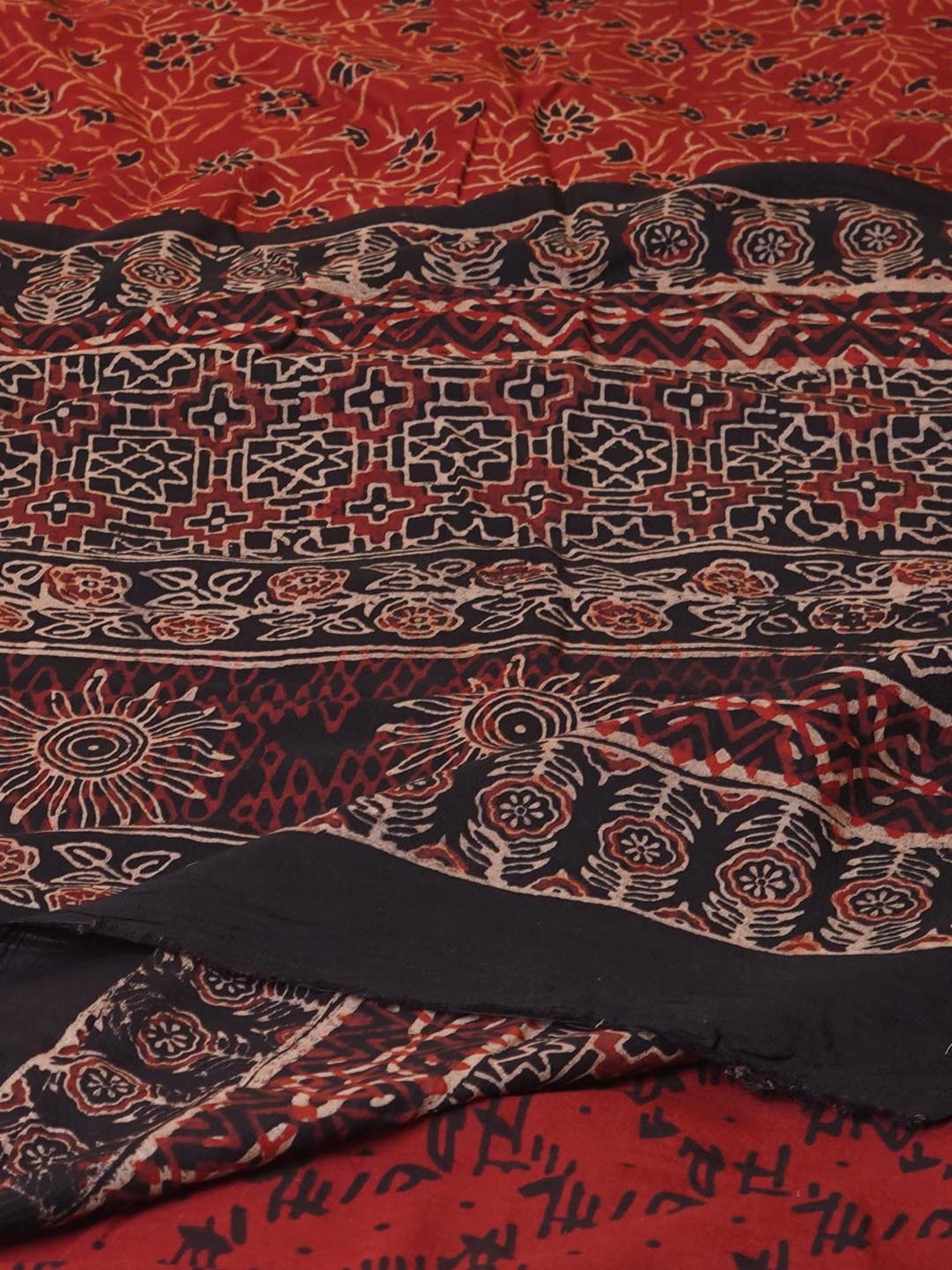 Unnati Silks Grey Cotton Printed Saree With Unstitched Blouse